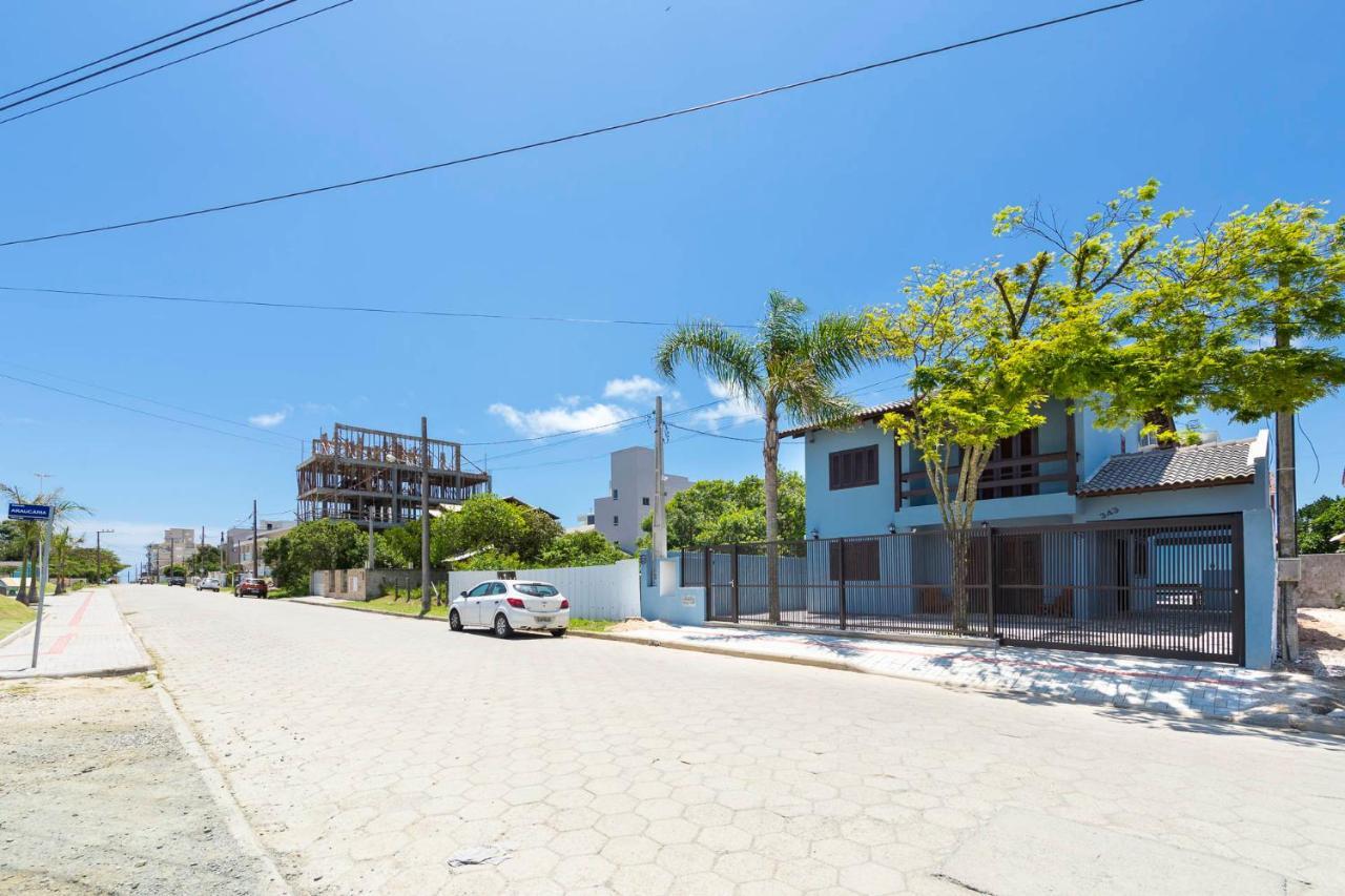 Casa Patta - 05 dormitórios, com piscina. Bombinhas Exterior foto